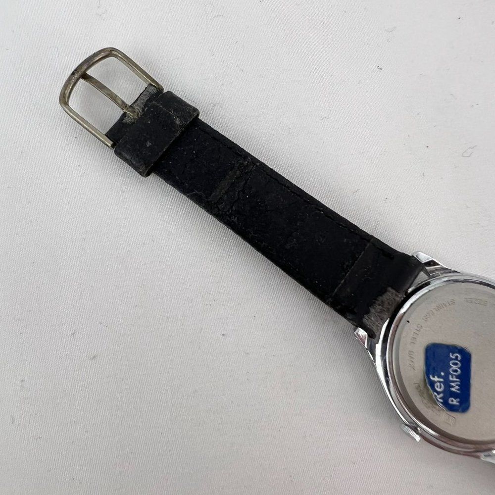 Men's Vintage MICKEY MOUSE by LORUS "V515-6000" Quartz Watch PARTS REPAIR - Picture 8 of 8